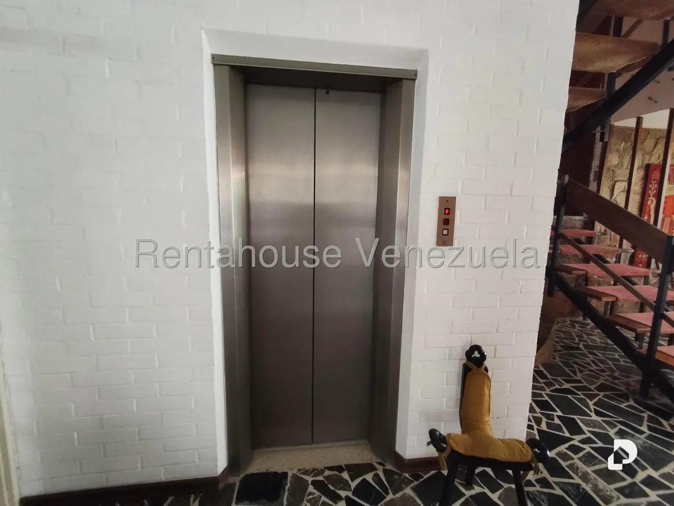 Casa en Prados del Este, Caracas – 3