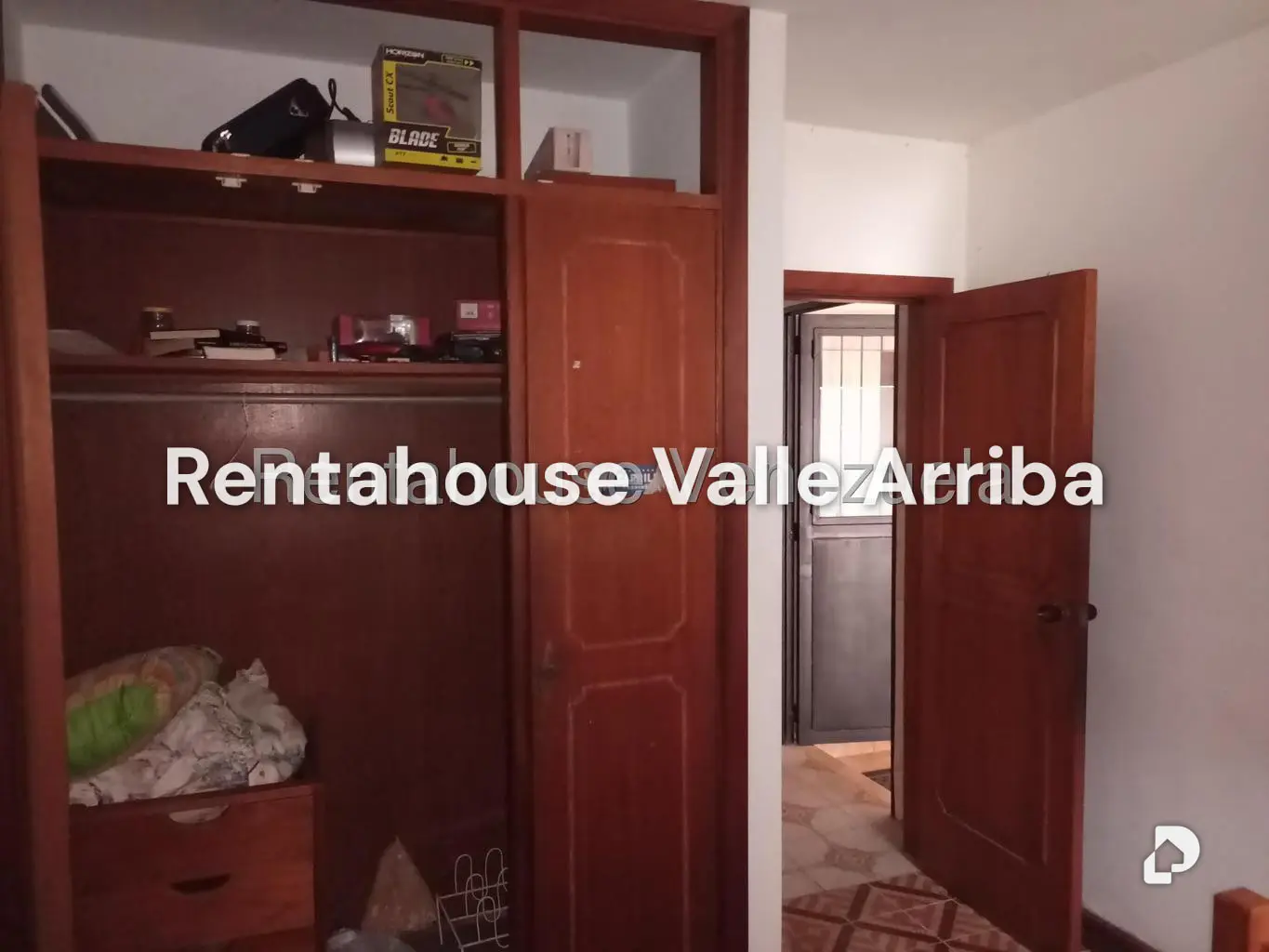 House in Colinas de La California, Caracas – 24