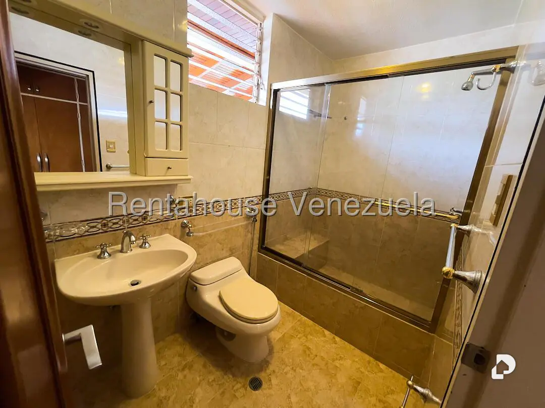 Apartamento en Terrazas del Ávila, Caracas – 16