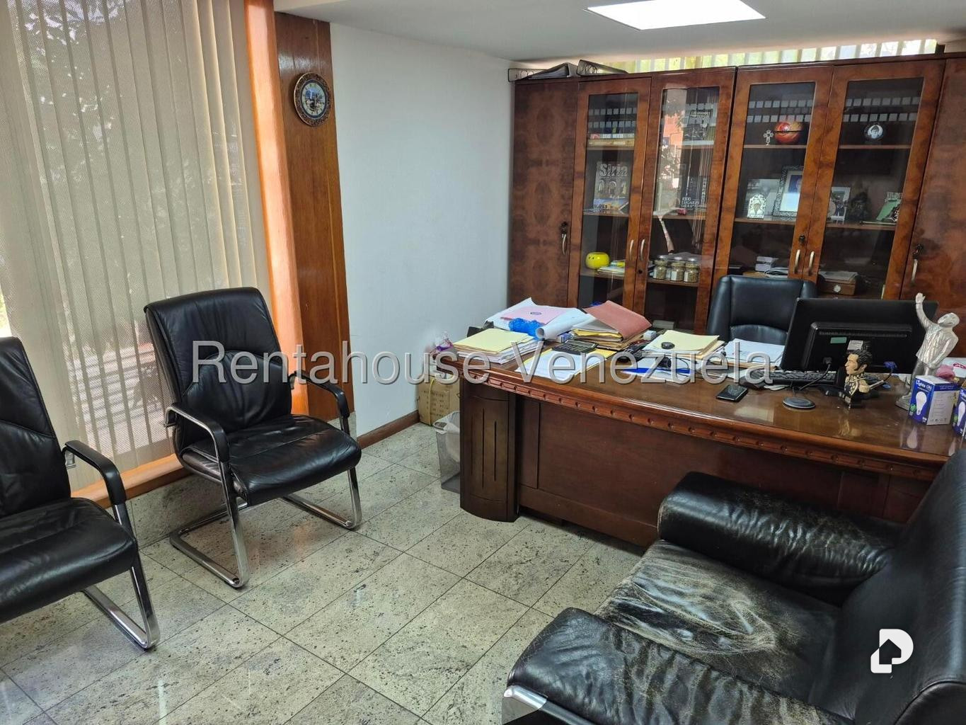 Oficina en Las Mercedes, Caracas – 3