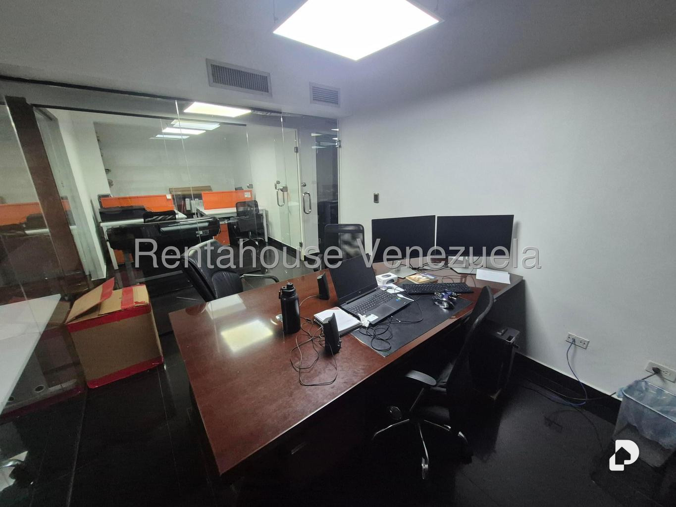 Oficina en Las Mercedes, Caracas – 7