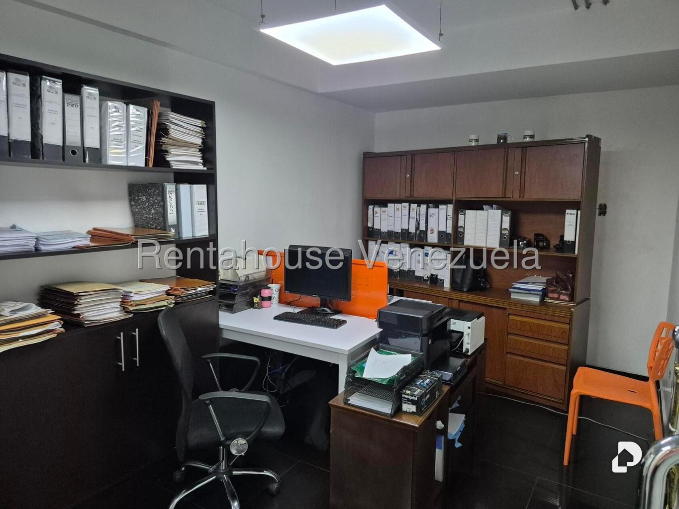 Oficina en Las Mercedes, Caracas – 6