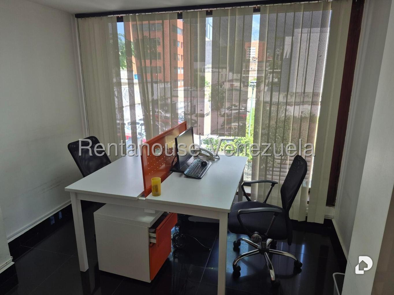 Oficina en Las Mercedes, Caracas – 5