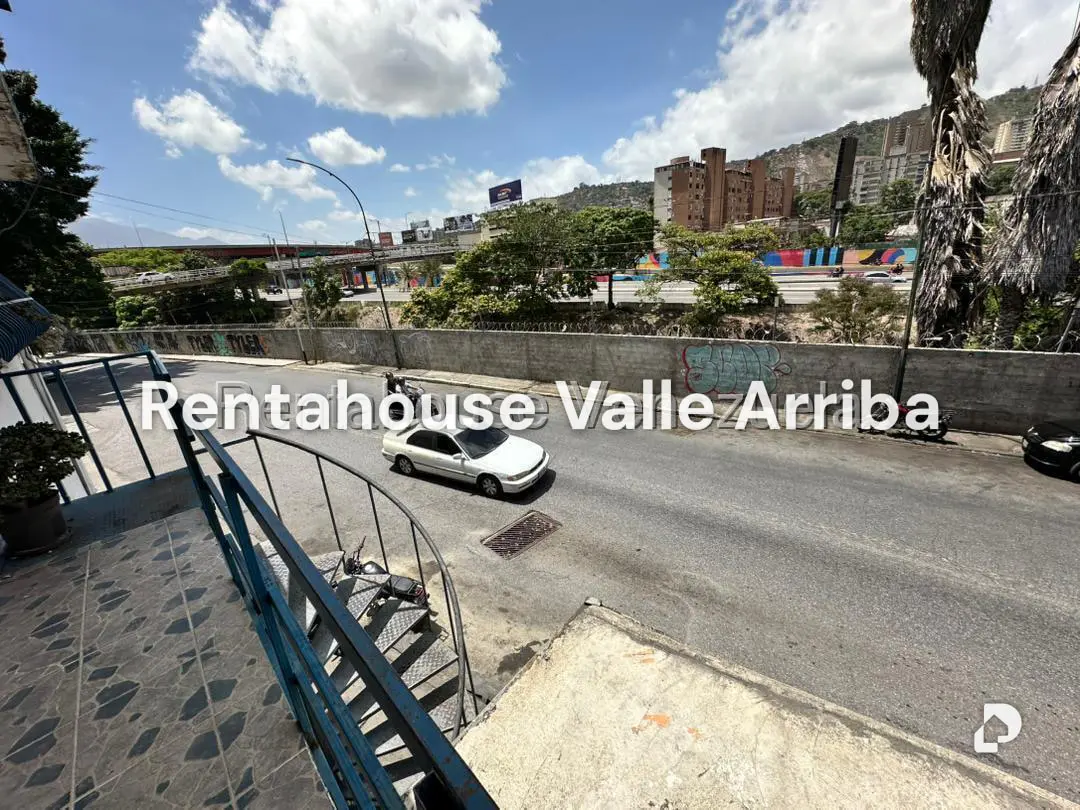 Casa en San Martín, Caracas – 7