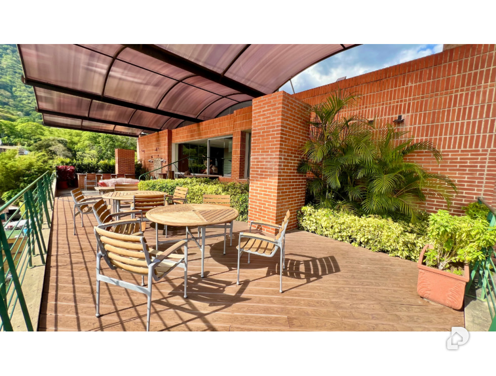 Apartment in Los Palos Grandes, Caracas – 12