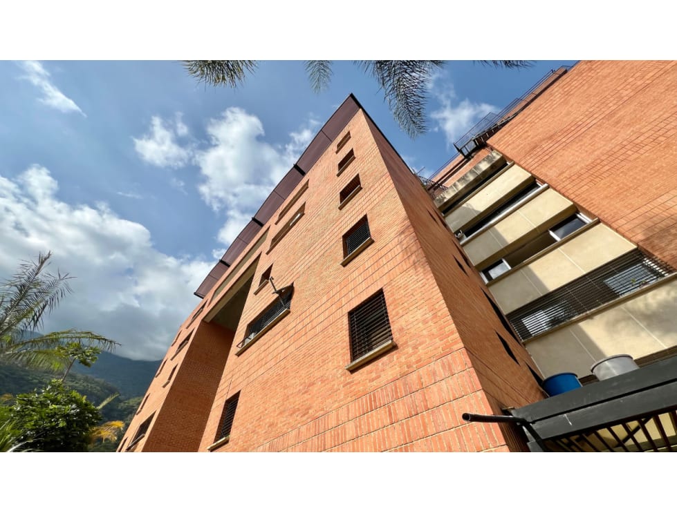 Apartamento en Los Palos Grandes, Caracas - 1