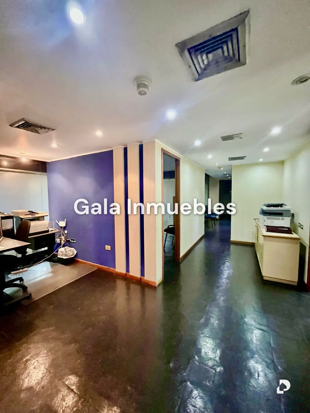 Office in Parque Humboldt, Caracas – 1
