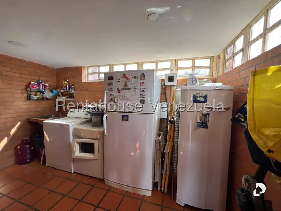 Casa en Oripoto, Caracas – 23