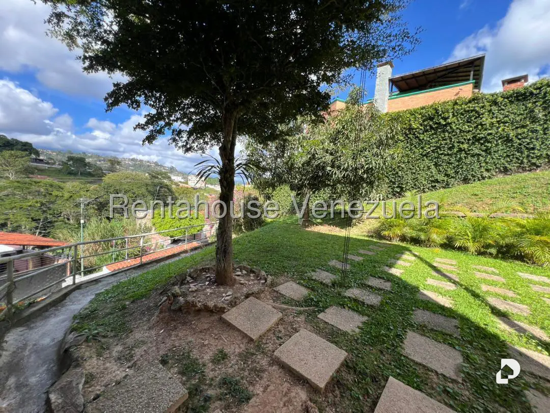 Casa en Oripoto, Caracas – 17
