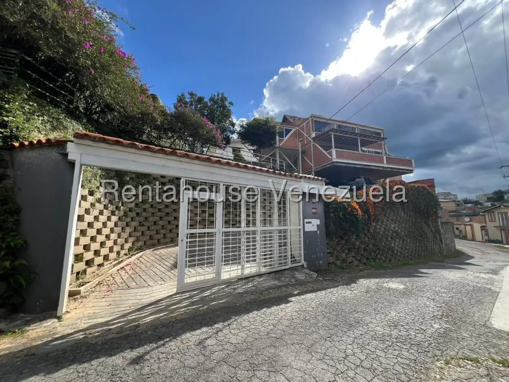 Casa en Oripoto, Caracas - 1