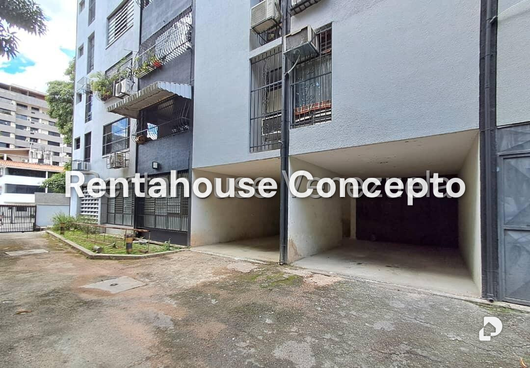 Apartment in Sabana Larga, Valencia – 29