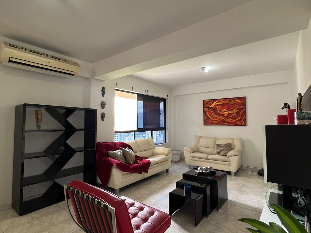 Apartamento en Parroquia Urbana San José, Valencia - 1