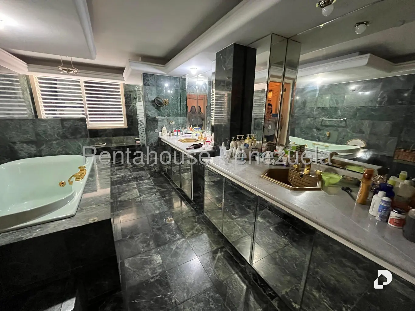 Apartamento en Los Chorros, Caracas – 30