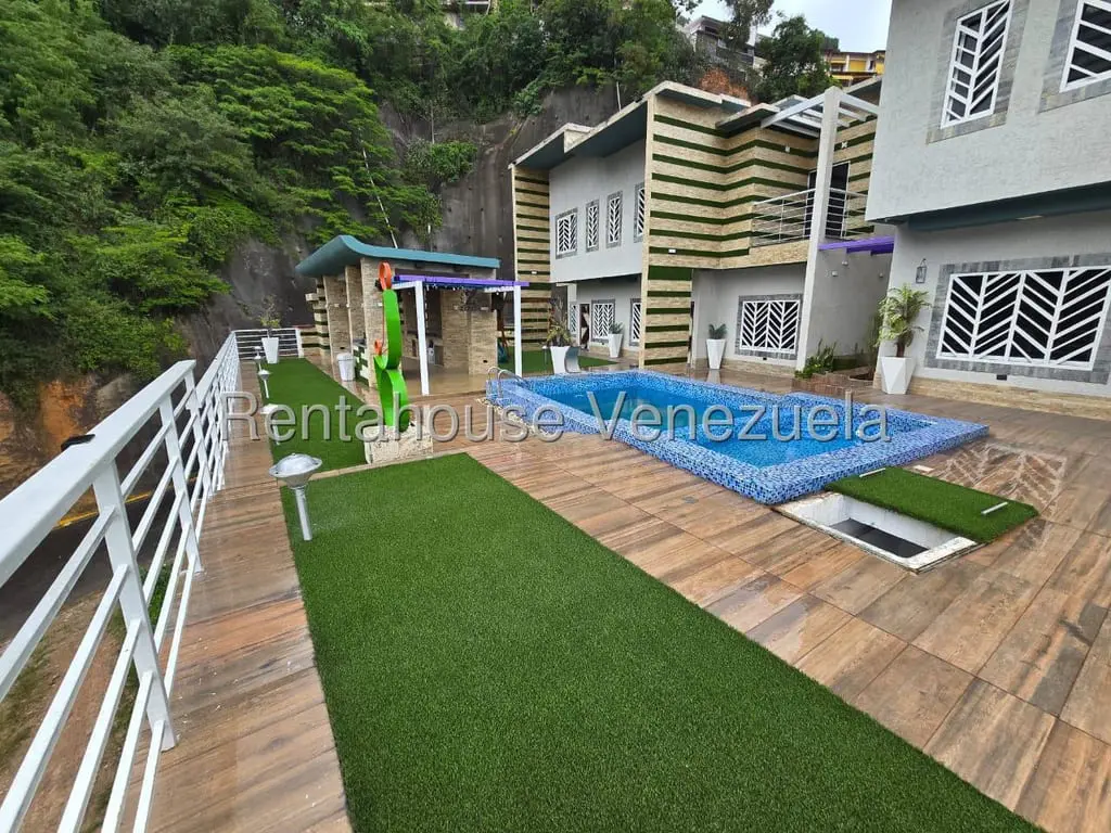 House in Colinas de Santa Mónica, Caracas - 1