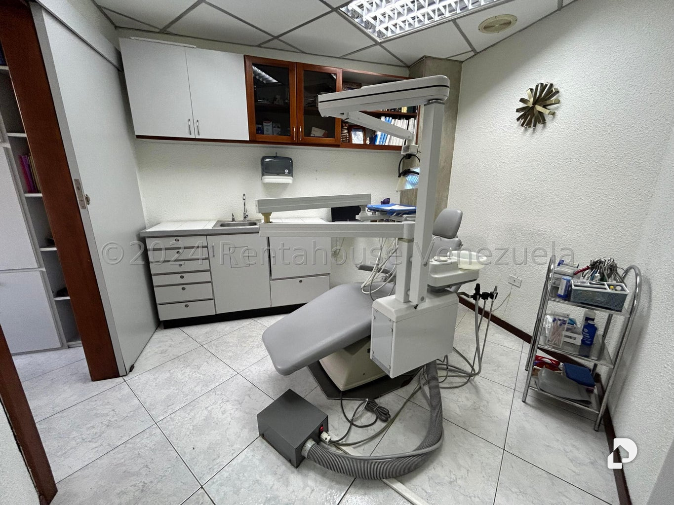 Local comercial en Santa Paula, Caracas – 12