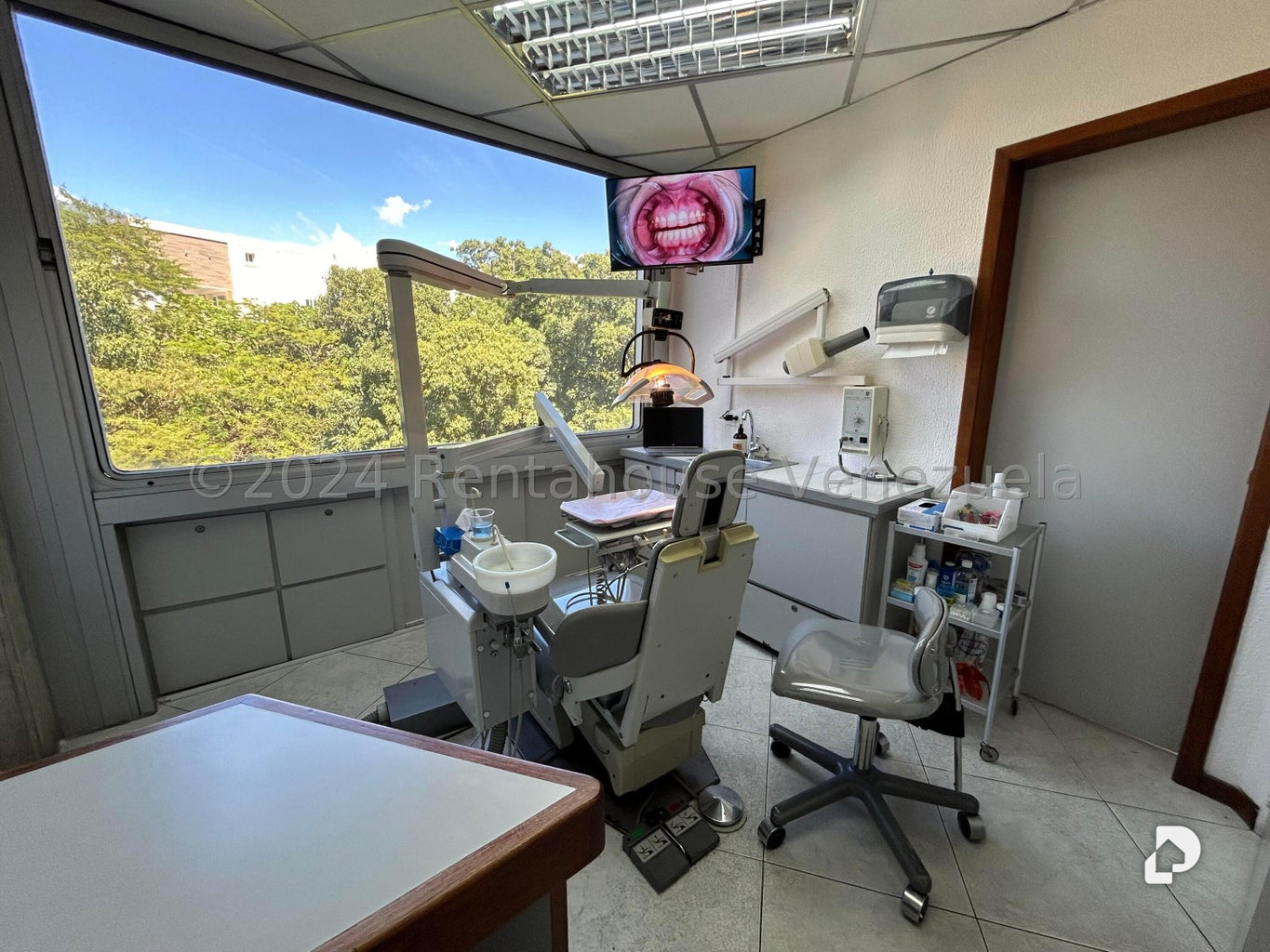 Local comercial en Santa Paula, Caracas – 2