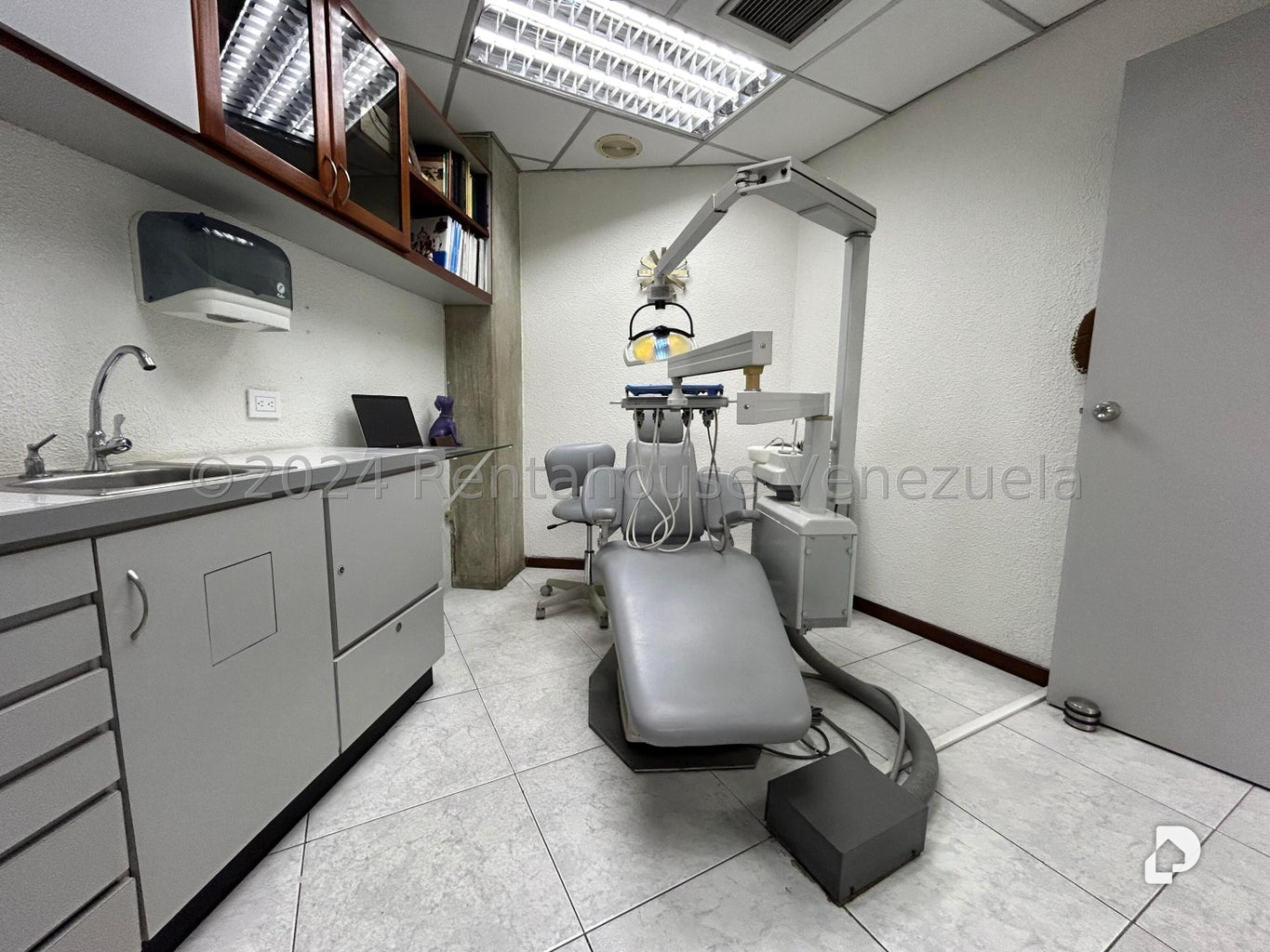 Local comercial en Santa Paula, Caracas – 13