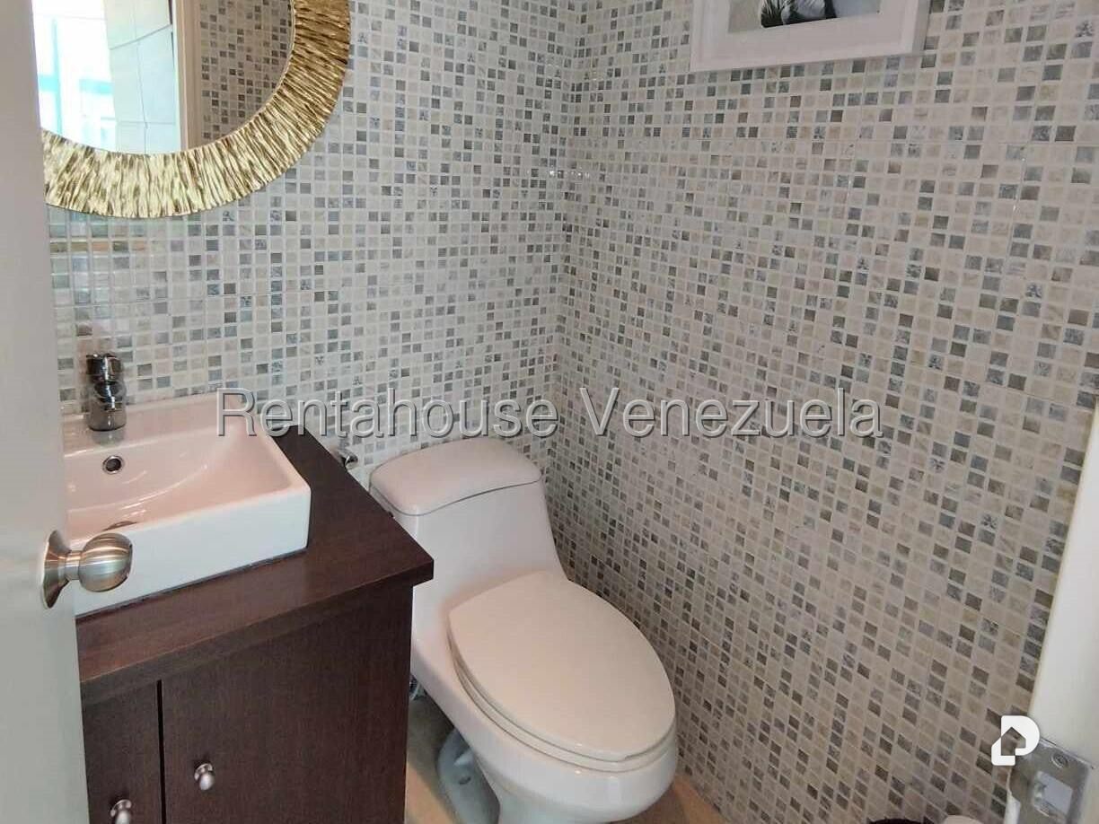 Apartamento en Los Naranjos de las Mercedes, Caracas – 10