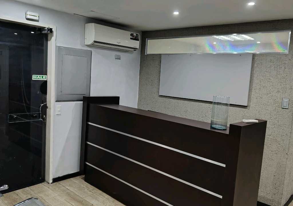 Oficina en Av. Bolívar Norte, Valencia - 1