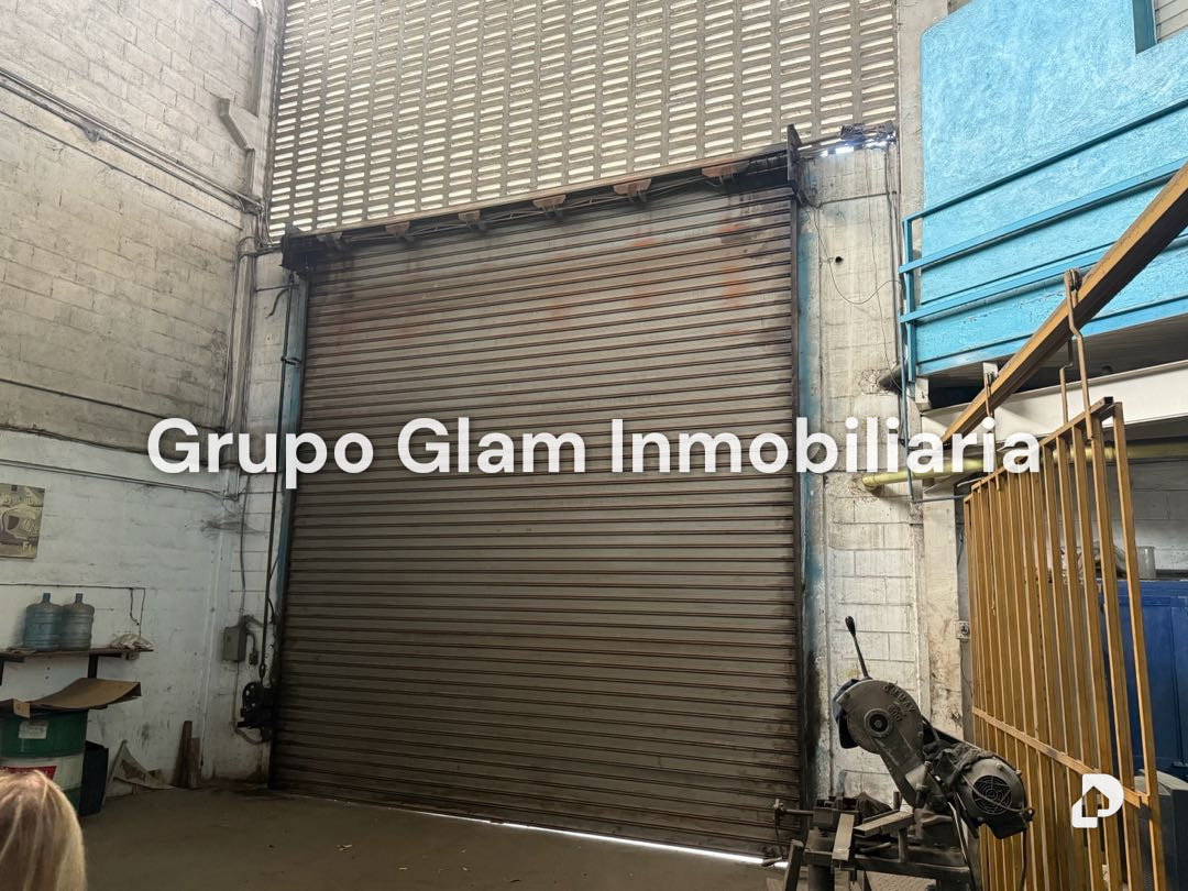 Galpón en Antímano, Caracas – 24