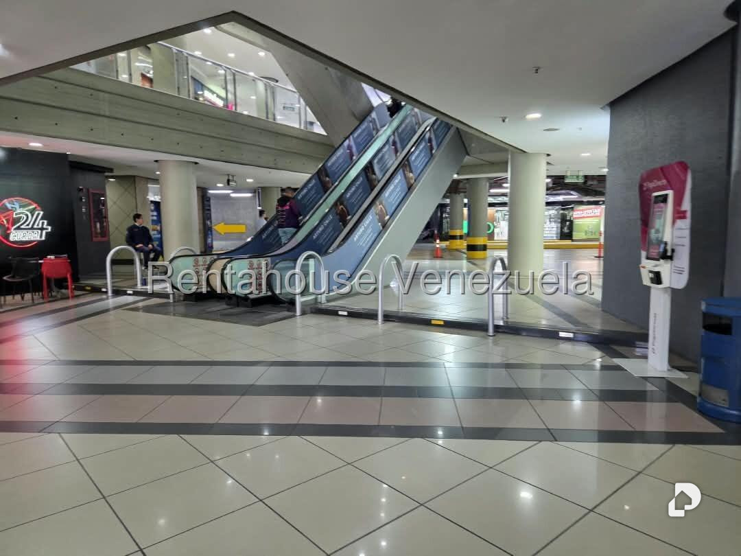 Local comercial en Sabana Grande, Caracas – 13