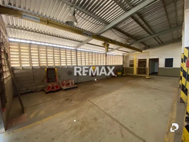 Warehouse in Luis Hurtado Higuera, Maracaibo – 1