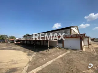 Warehouse in Luis Hurtado Higuera, Maracaibo – 24