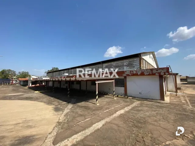 Warehouse in Luis Hurtado Higuera, Maracaibo – 12