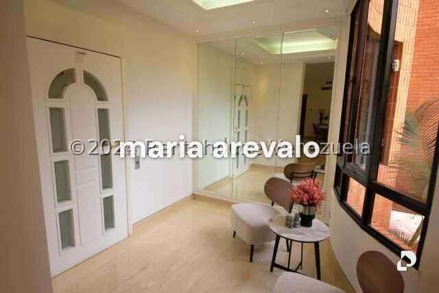 Apartamento en Colinas de Valle Arriba, Caracas – 2