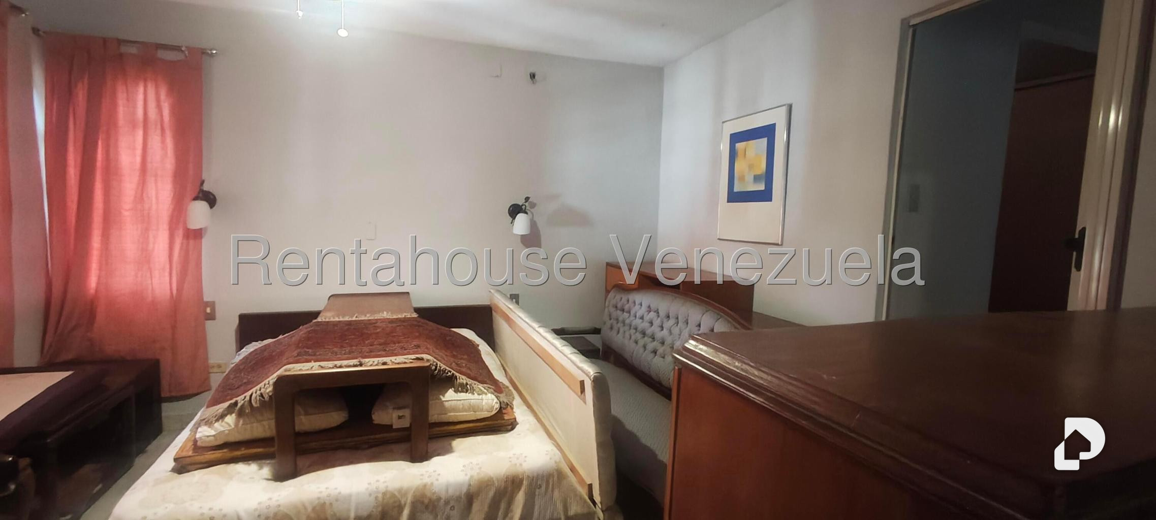 Casa en Alta Florida, Caracas – 23