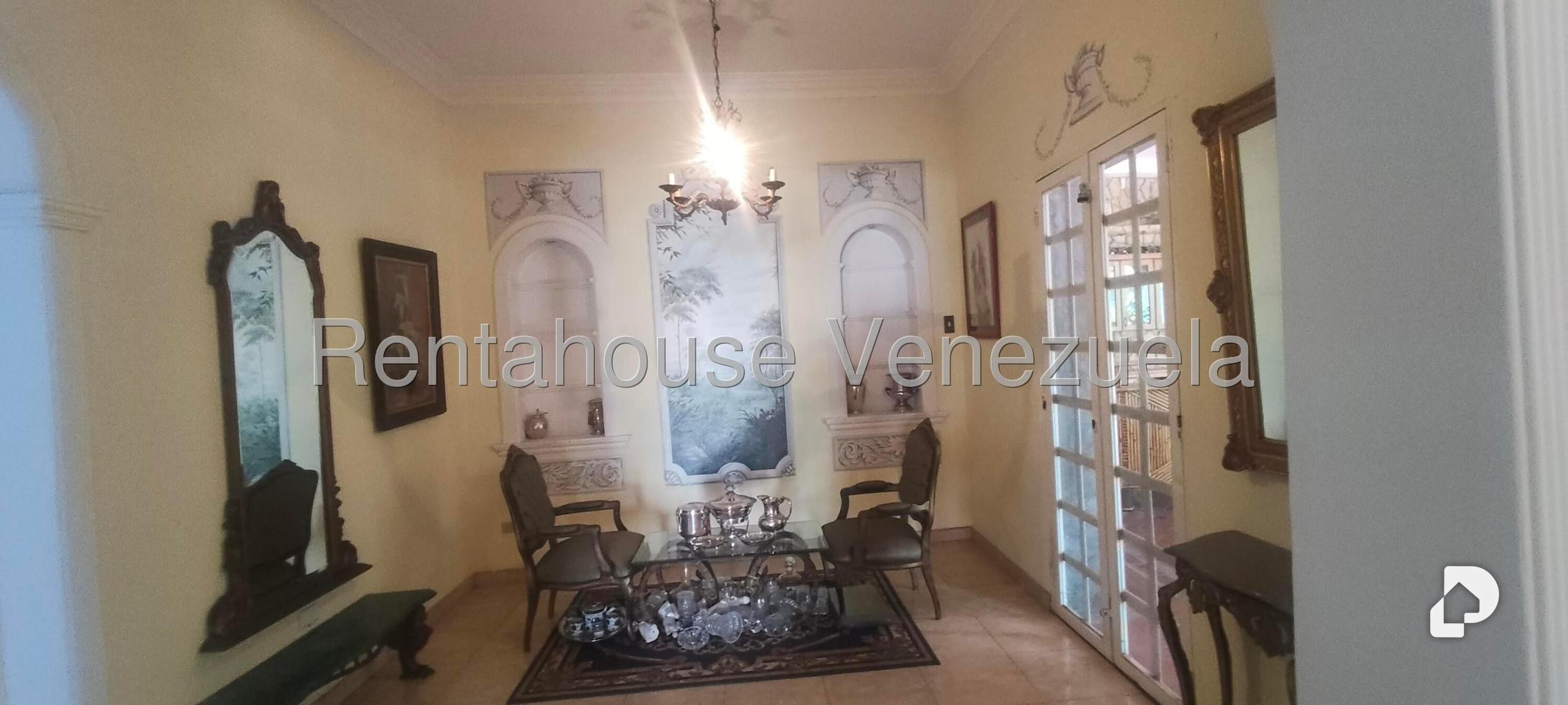 Casa en Alta Florida, Caracas – 15