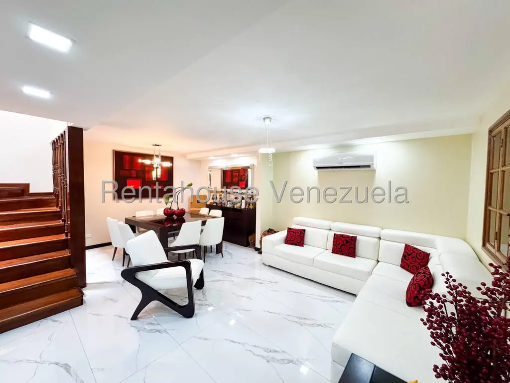 Casa en Alto Prado, Caracas - 1
