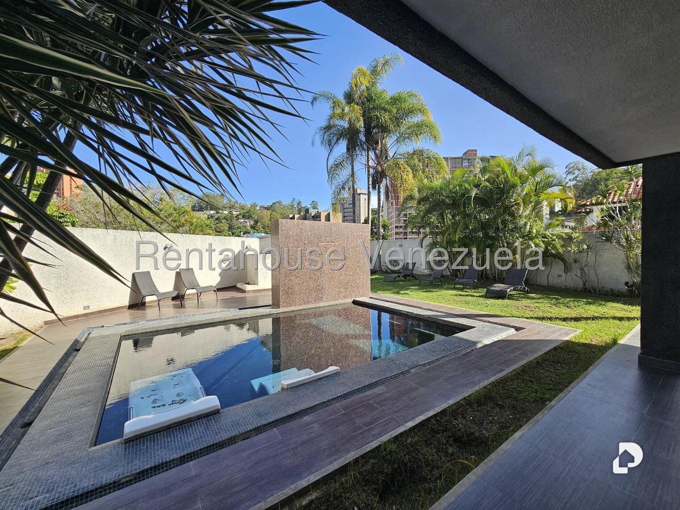 Casa en Los Naranjos (del Cafetal), Caracas – 60