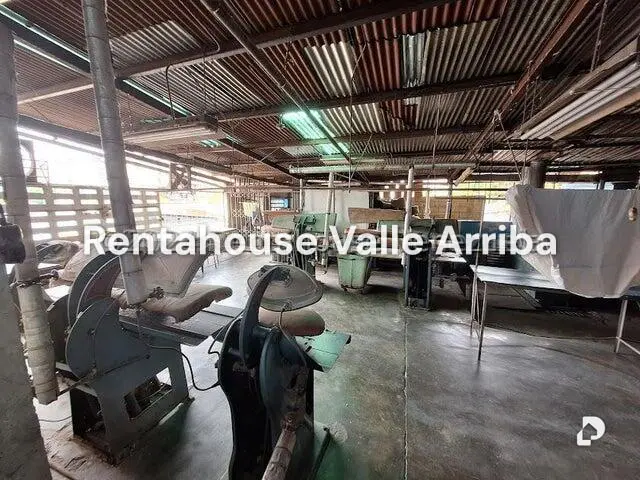 Local comercial en Boleíta Sur, Caracas – 17