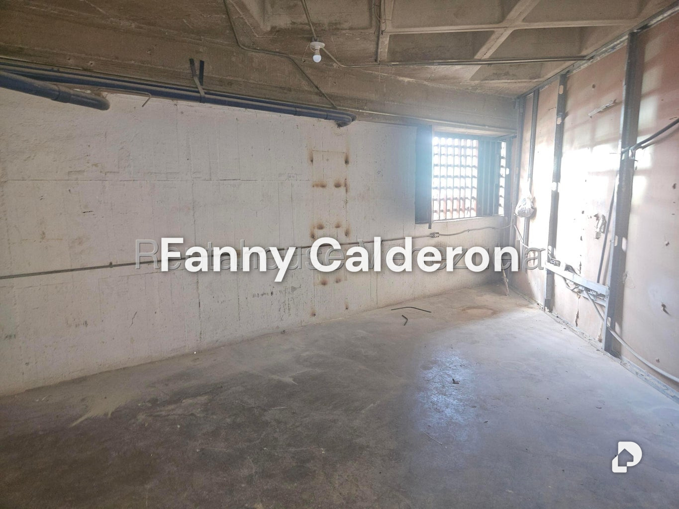 Local comercial en La Yaguara, Caracas – 21