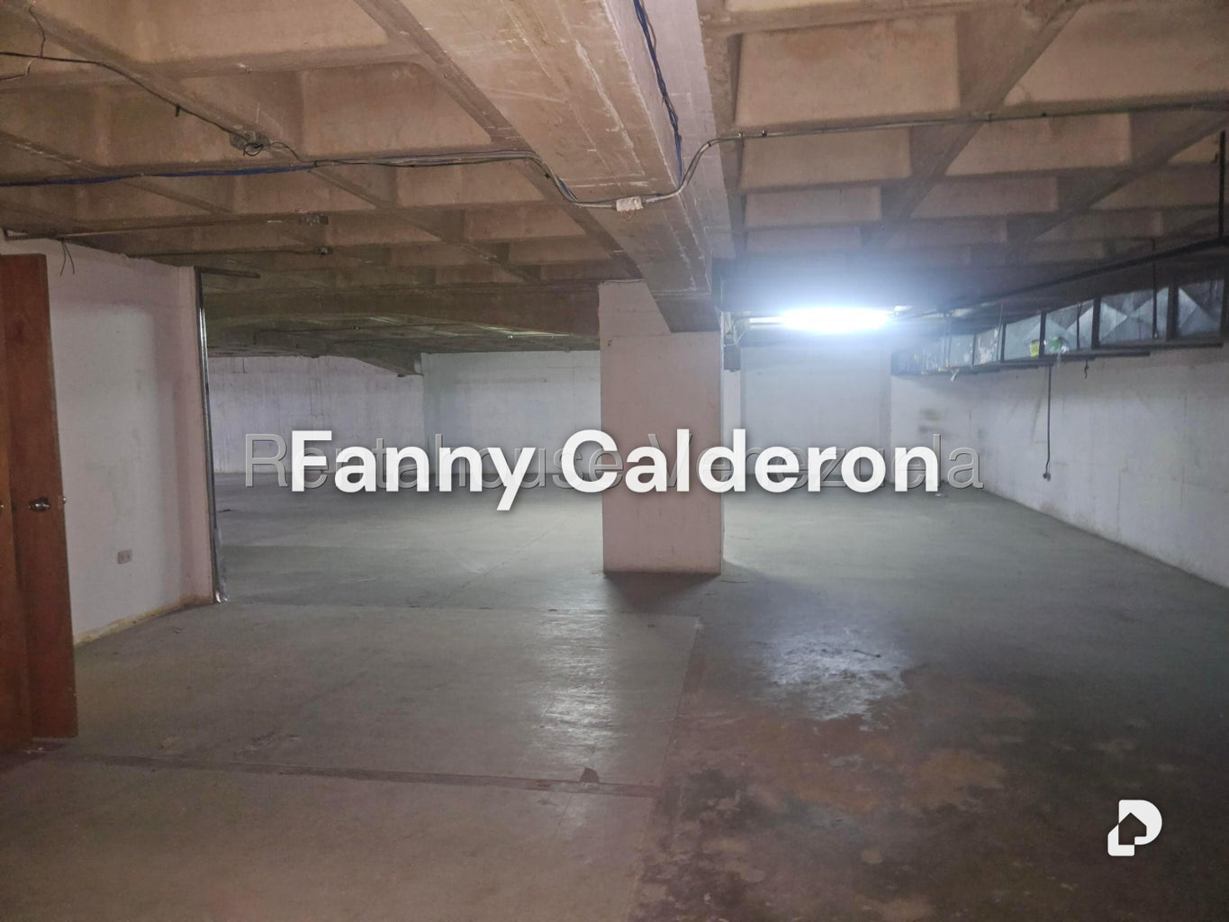 Local comercial en La Yaguara, Caracas – 13