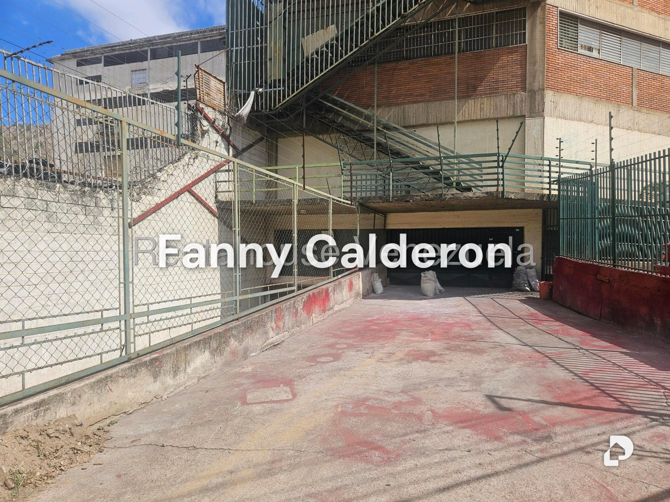 Local comercial en La Yaguara, Caracas – 3
