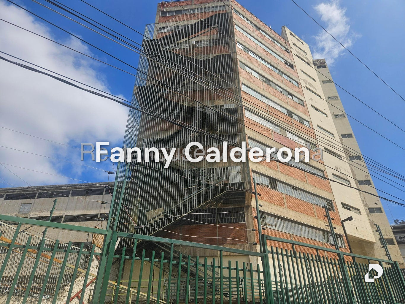 Commercial space in La Yaguara, Caracas – 2