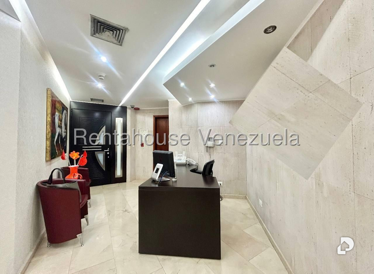 Oficina en Chuao, Caracas – 5
