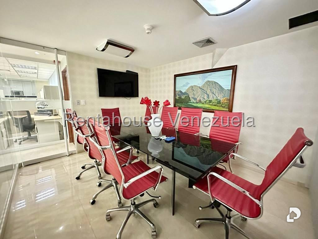 Oficina en Chuao, Caracas – 18