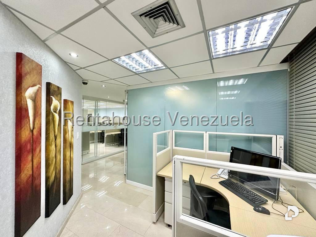 Oficina en Chuao, Caracas – 7