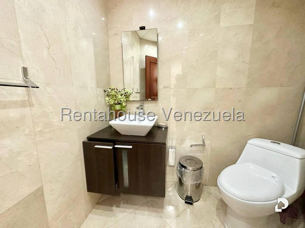 Oficina en Chuao, Caracas – 10