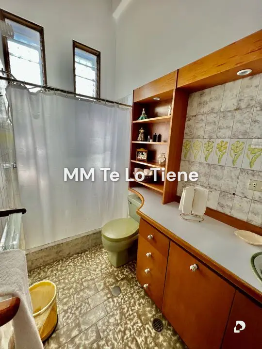 House in La Lagunita, Caracas – 25