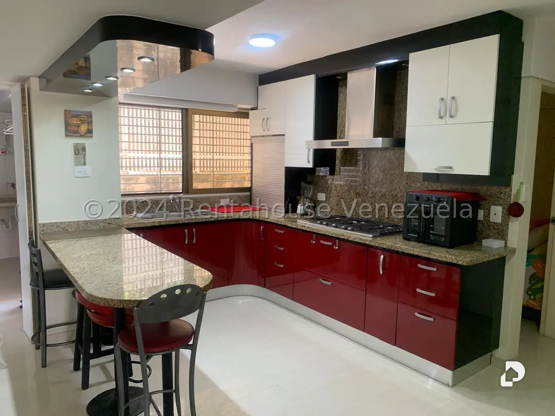 Apartamento en Altamira, Caracas – 11
