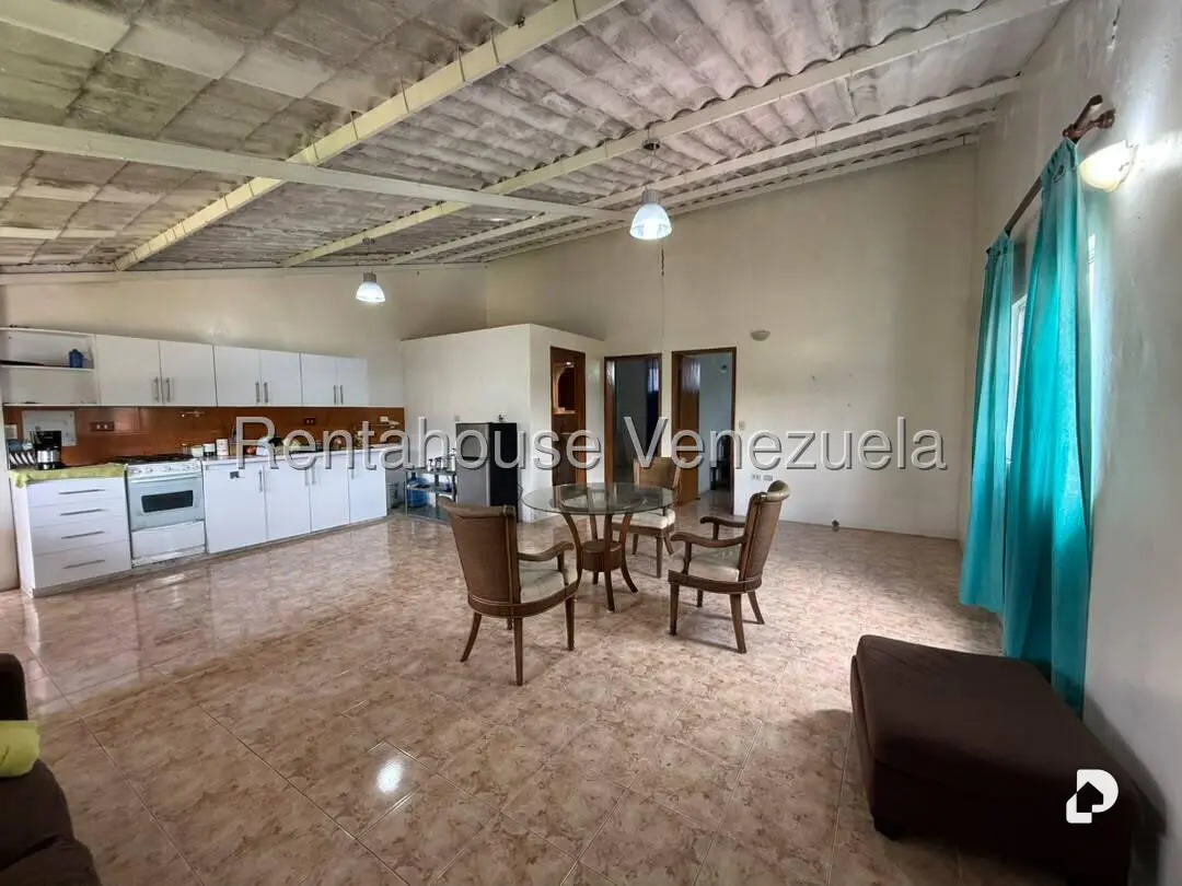 Casa en La Unión, Caracas – 13