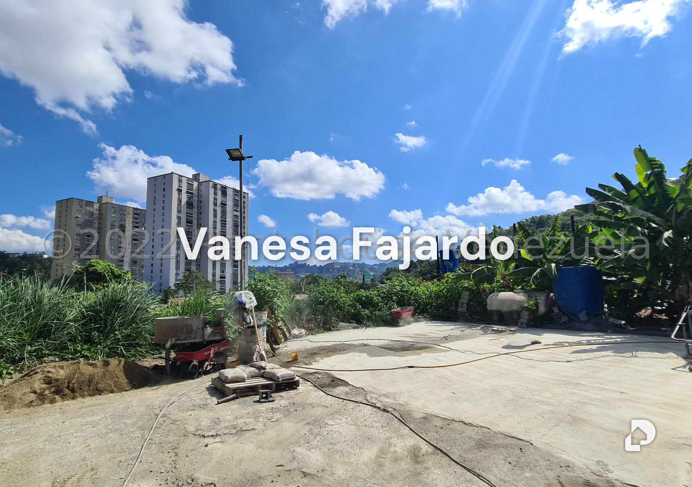 Land in Baruta, Caracas – 1