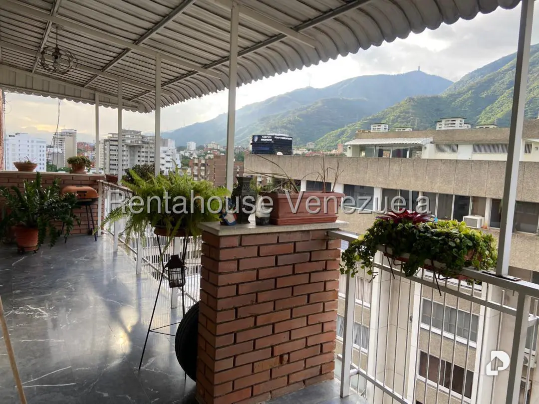 Apartamento en Los Palos Grandes, Caracas – 20