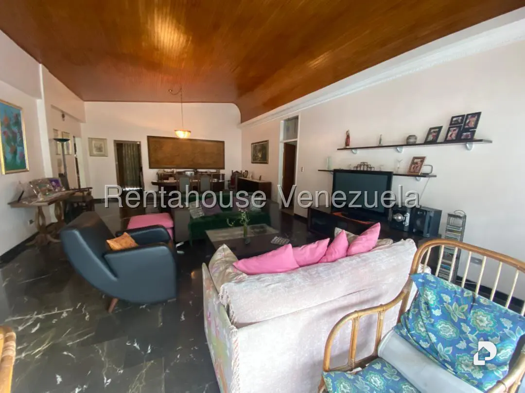 Apartamento en Los Palos Grandes, Caracas – 4