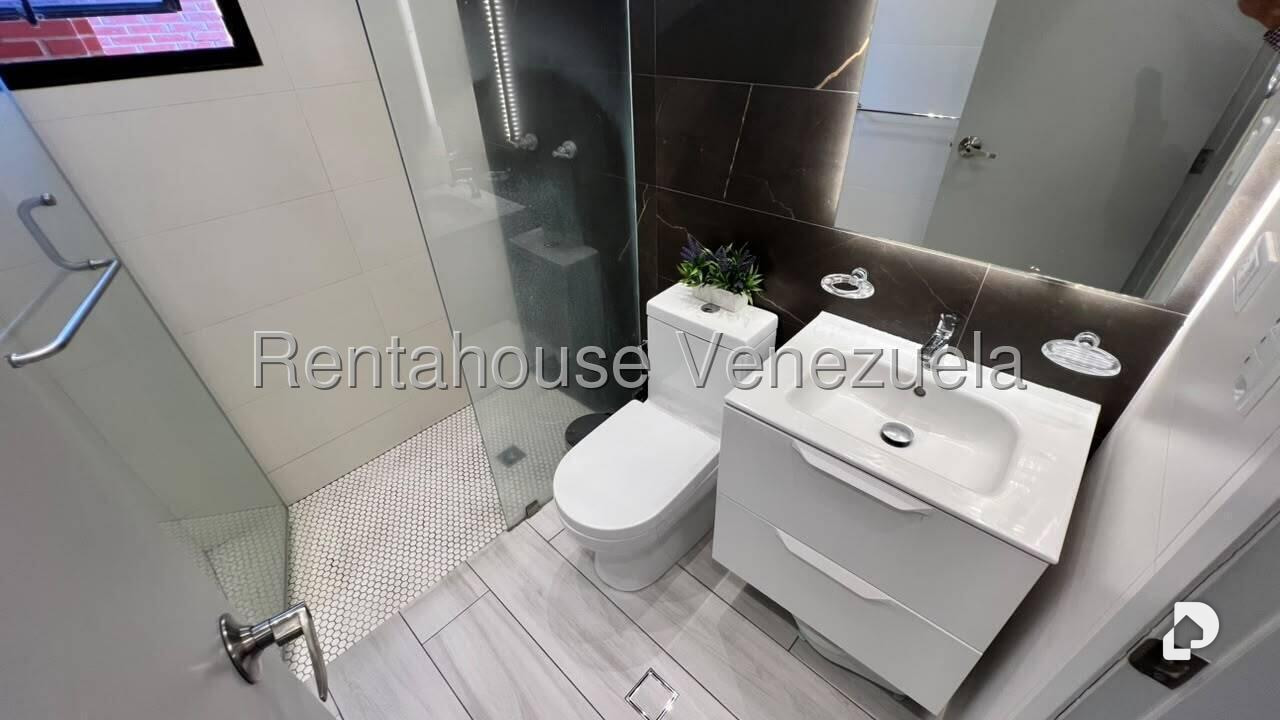 Apartamento en Campo Alegre, Caracas – 21