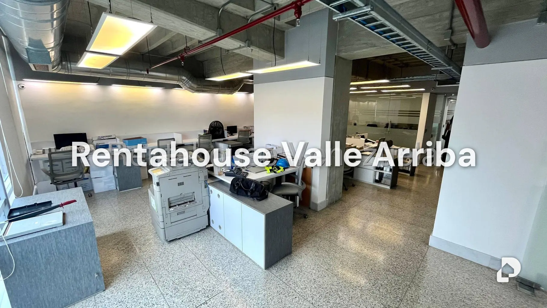 Local comercial en Las Mercedes, Caracas – 18